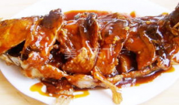 糖醋鲤鱼做法视频,酸甜可口，色香味俱全的家常菜制作教程